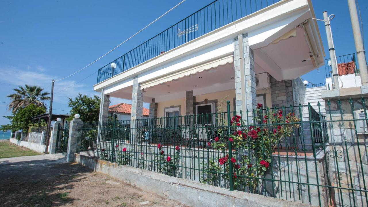 Villa Marialena House à Nea Plagia Extérieur photo